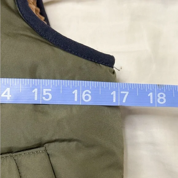 Bass Pro Shops Youth L Hooded Fleece-Lined Vest | Green Black Outdoor - Picture 13 of 16